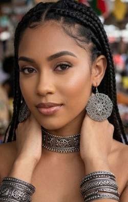 Fashionable earring