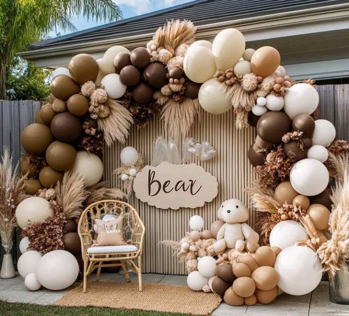 Brown & Nude Balloon Arch Kit 
