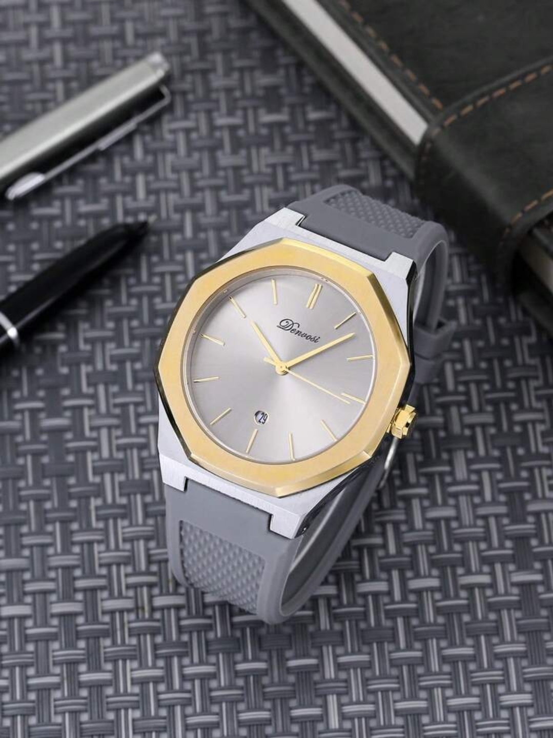 Fashionable Sports Men's Waterproof Date Quartz Business Wristwatch